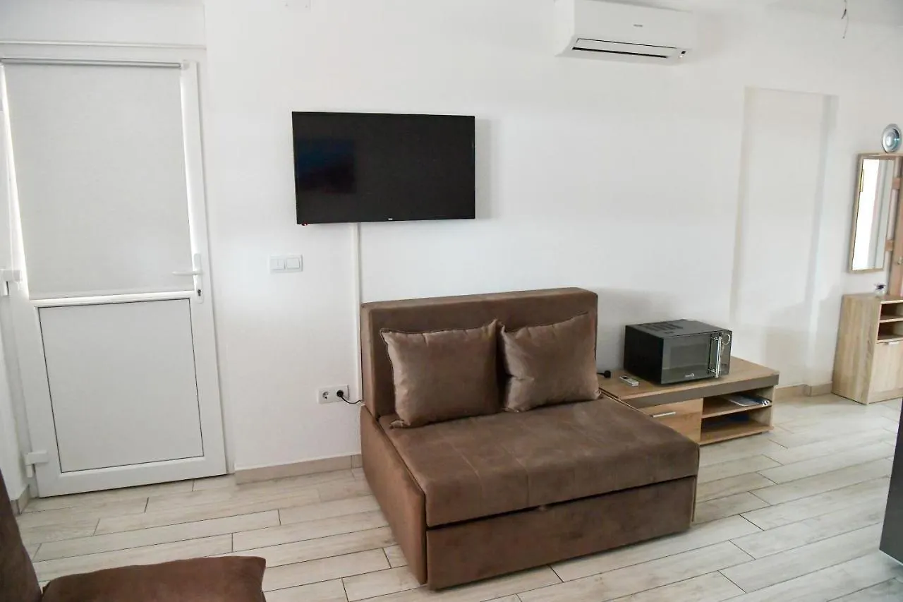 Apartments Villa Lucky Vir