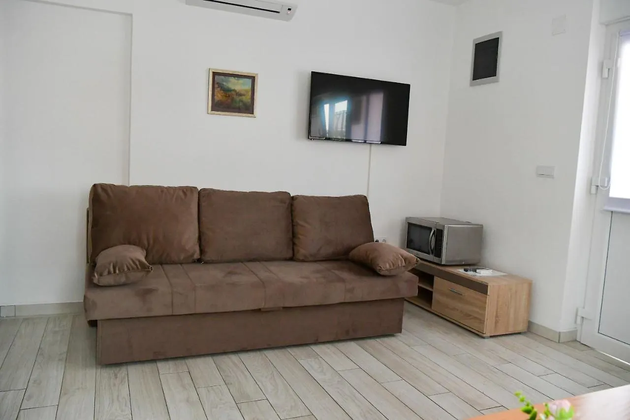 Apartments Villa Lucky Vir