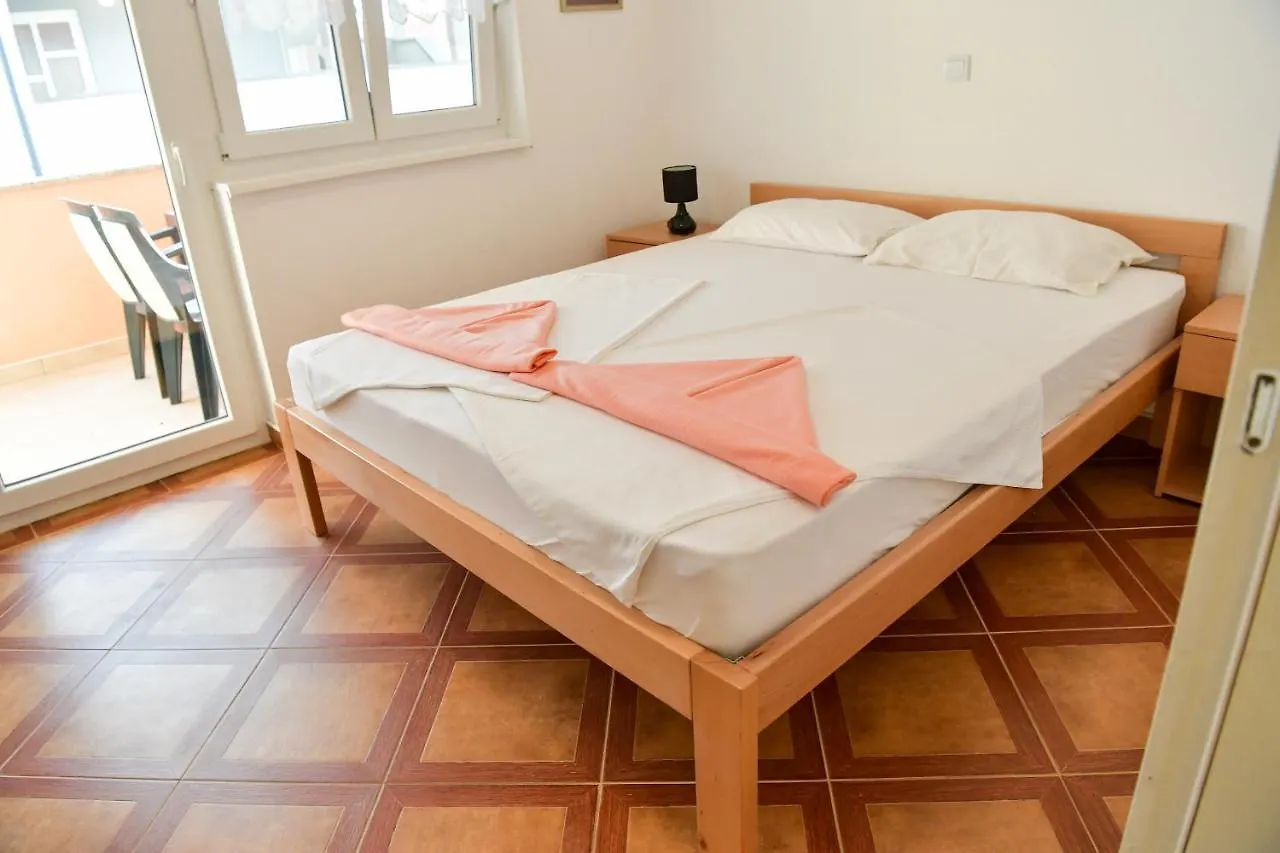 Apartments Villa Lucky Vir